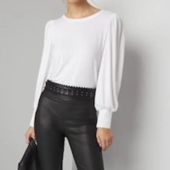 🔥Host Pick🔥WHBM White Jewel Neck Long Sleeved Tee Size XXS - Picture 2 of 4